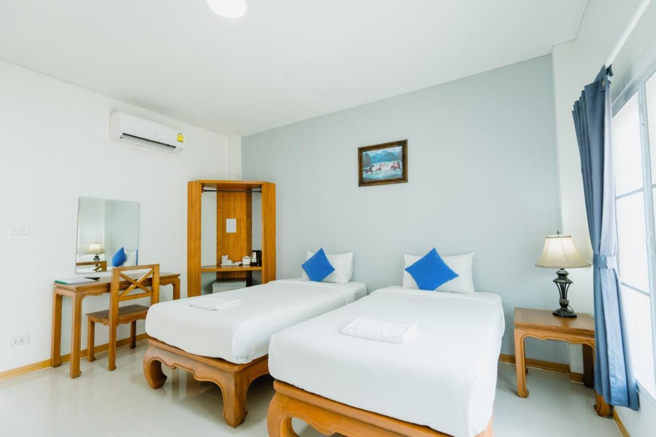 Lamphurai Riverside Resort And Spa Трат Екстериор снимка